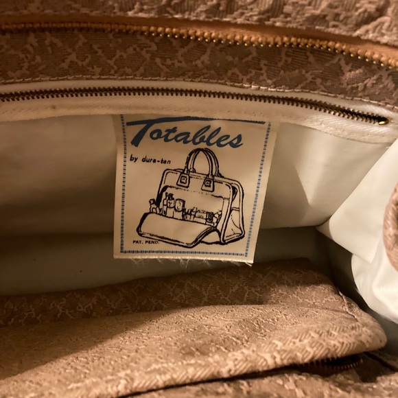 Totables by dura-tan cosmetic bag WOW - Picture 6 of 16